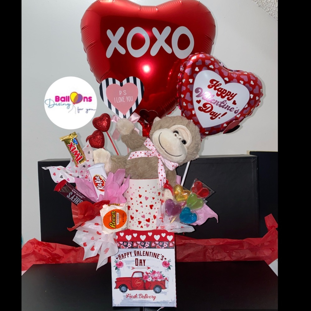 details to give on birthdays Valentine’s woman men